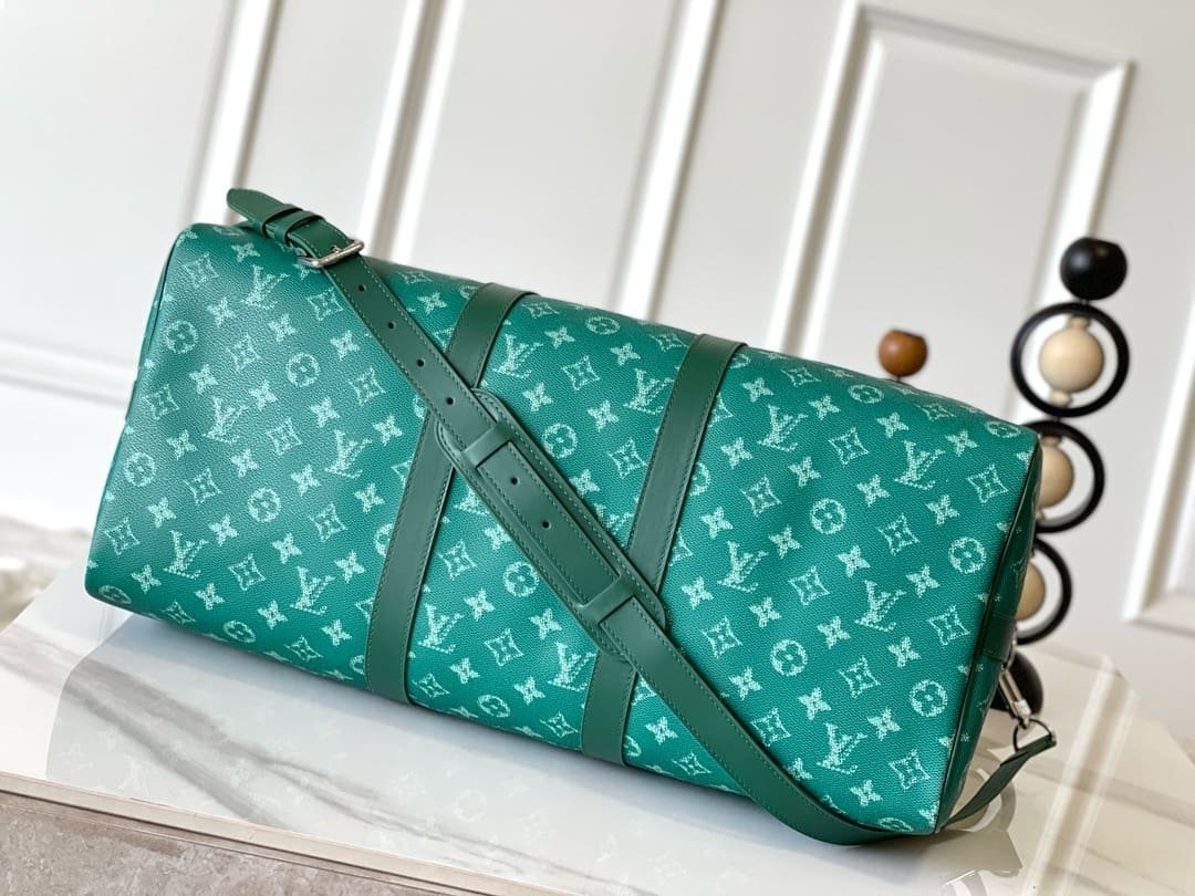 Louis Vuitton M12687 Keepall Bandoulière 50