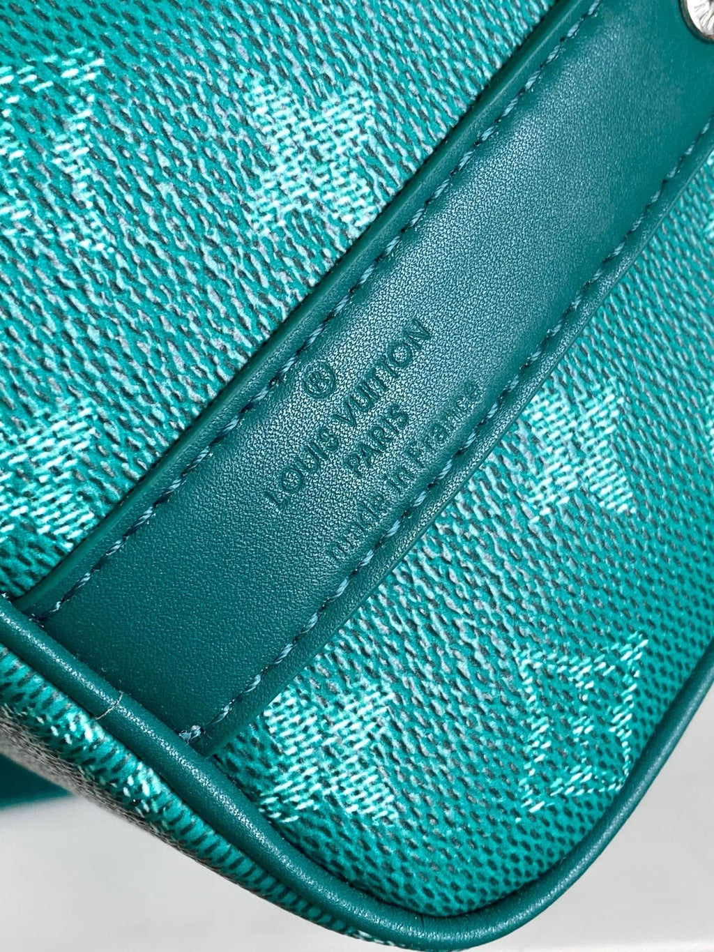 Louis Vuitton M12684 Keepall Bandoulière 25
