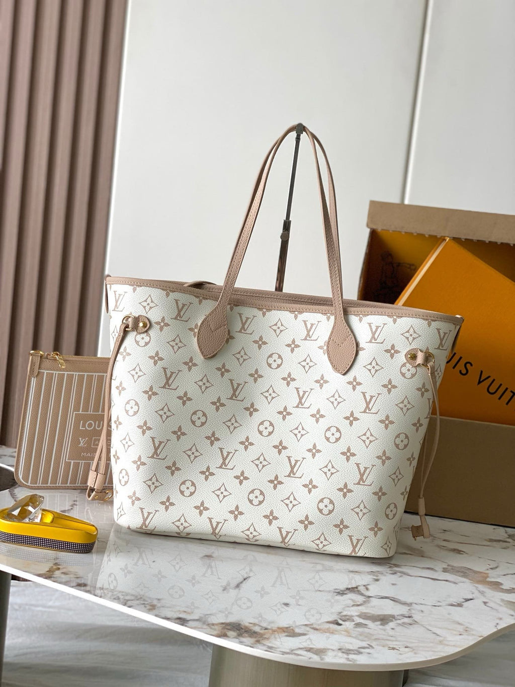 Louis Vuitton M25665 Neverfull Inside Out MM