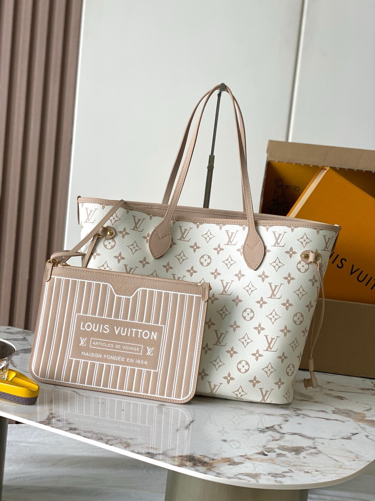 Louis Vuitton M25665 Neverfull Inside Out MM