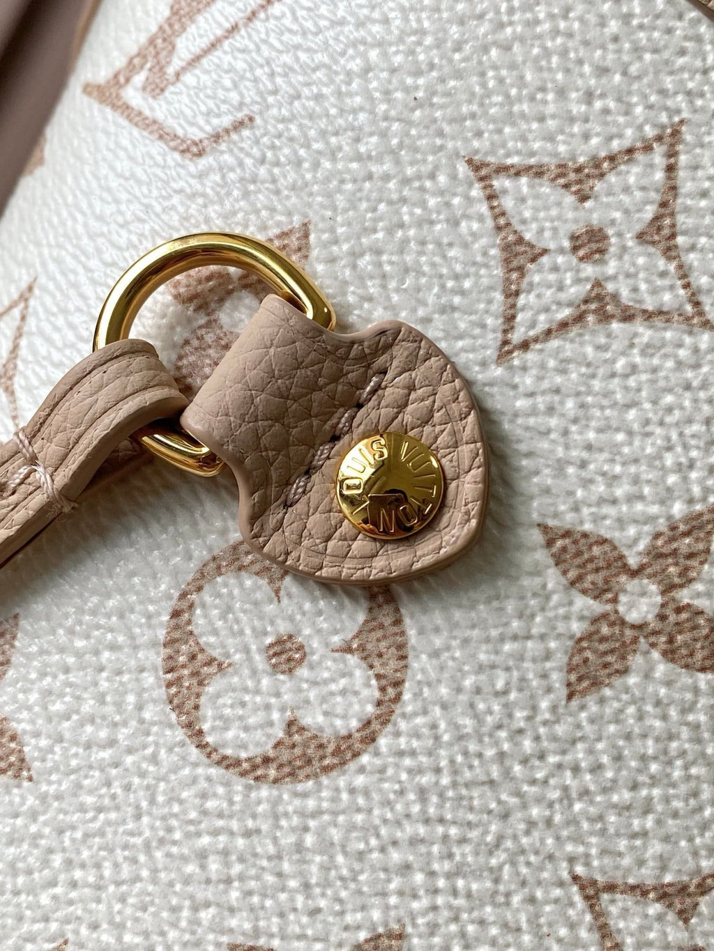 Louis Vuitton M25665 Neverfull Inside Out MM