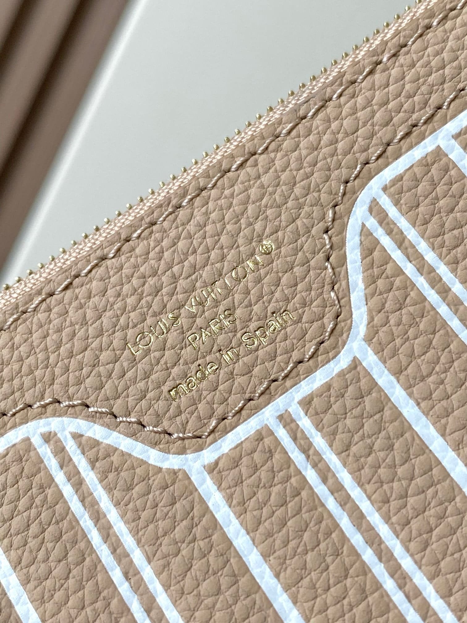 Louis Vuitton M25665 Neverfull Inside Out MM