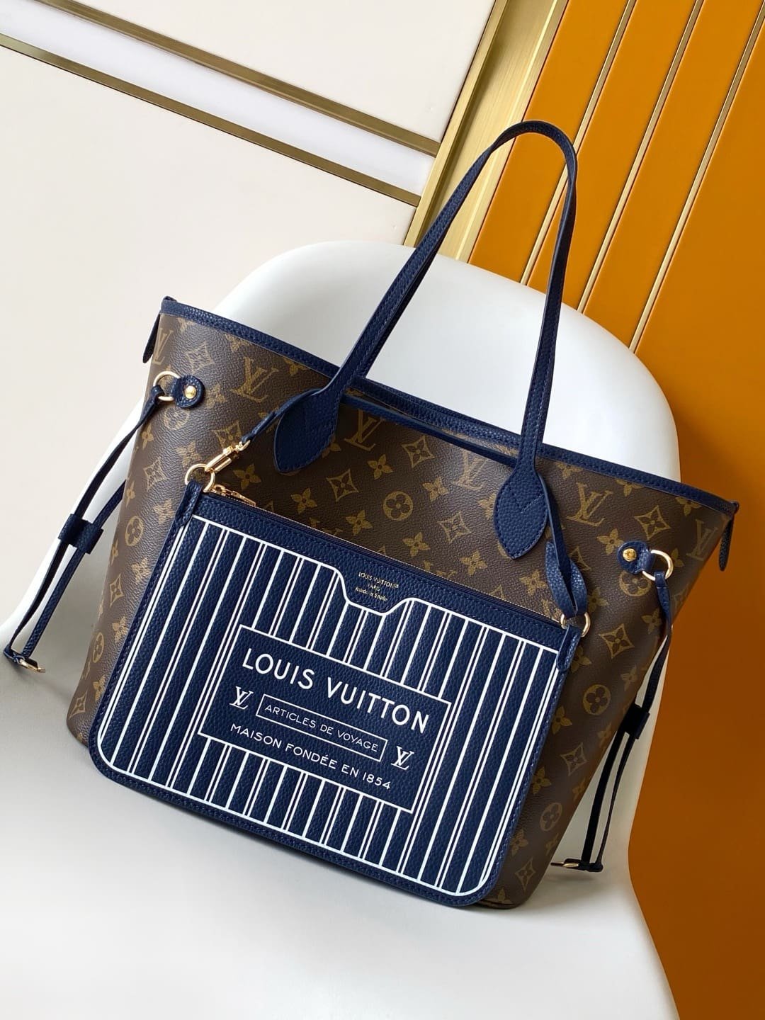 Louis Vuitton M14994 Neverfull Inside Out MM