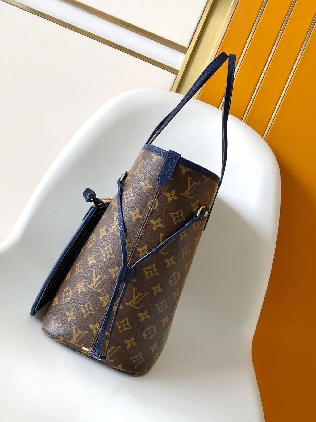 Louis Vuitton M14994 Neverfull Inside Out MM