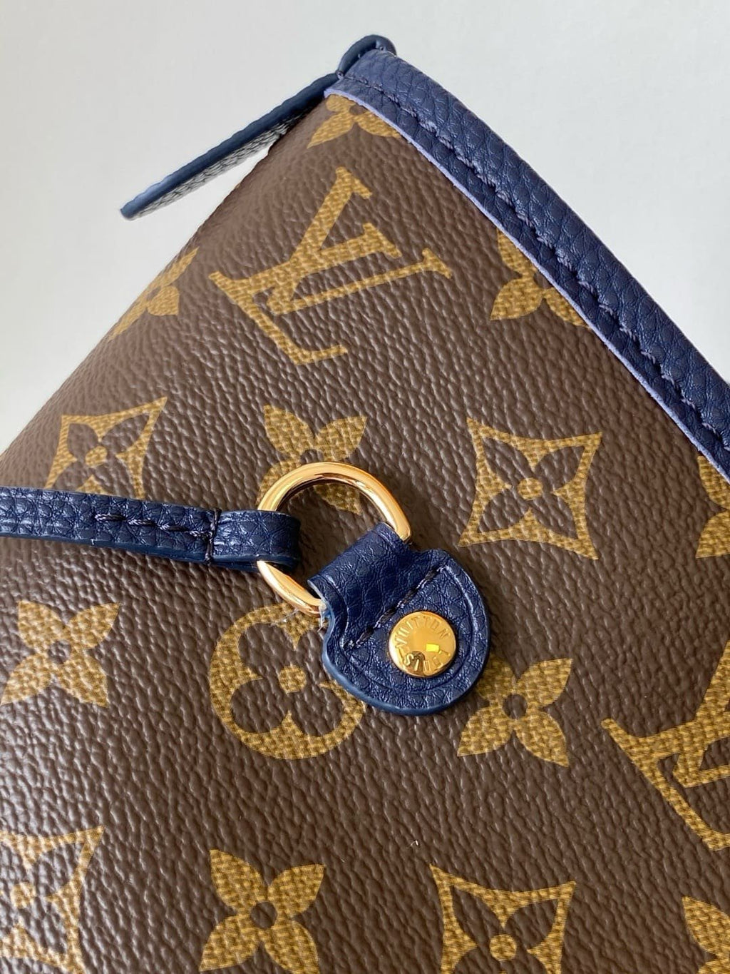 Louis Vuitton M14994 Neverfull Inside Out MM