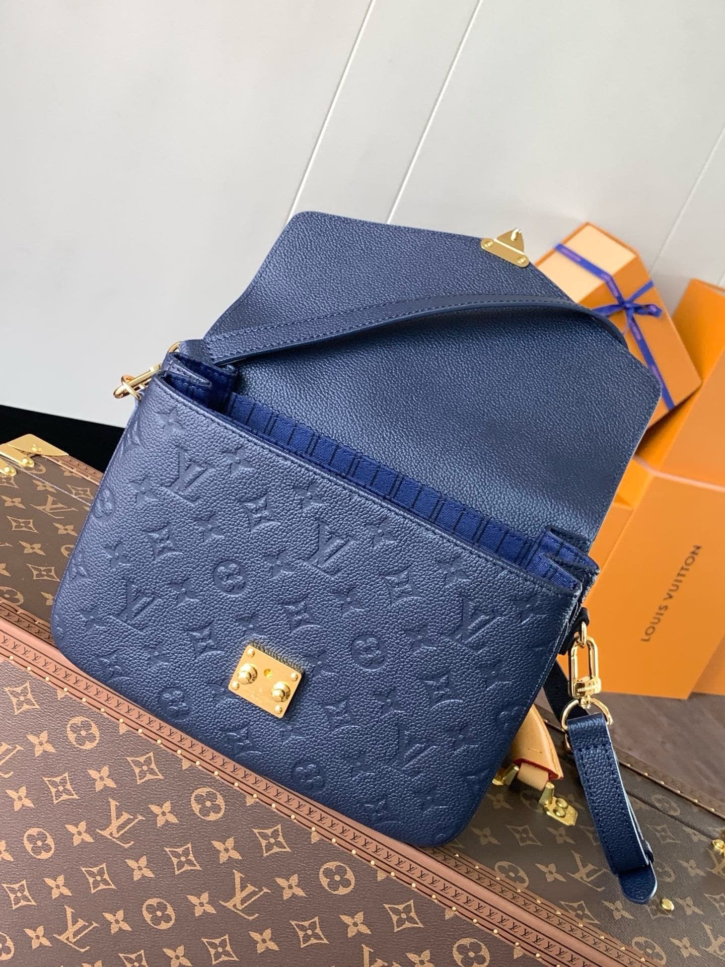 Louis Vuitton M47142 Pochette Métis