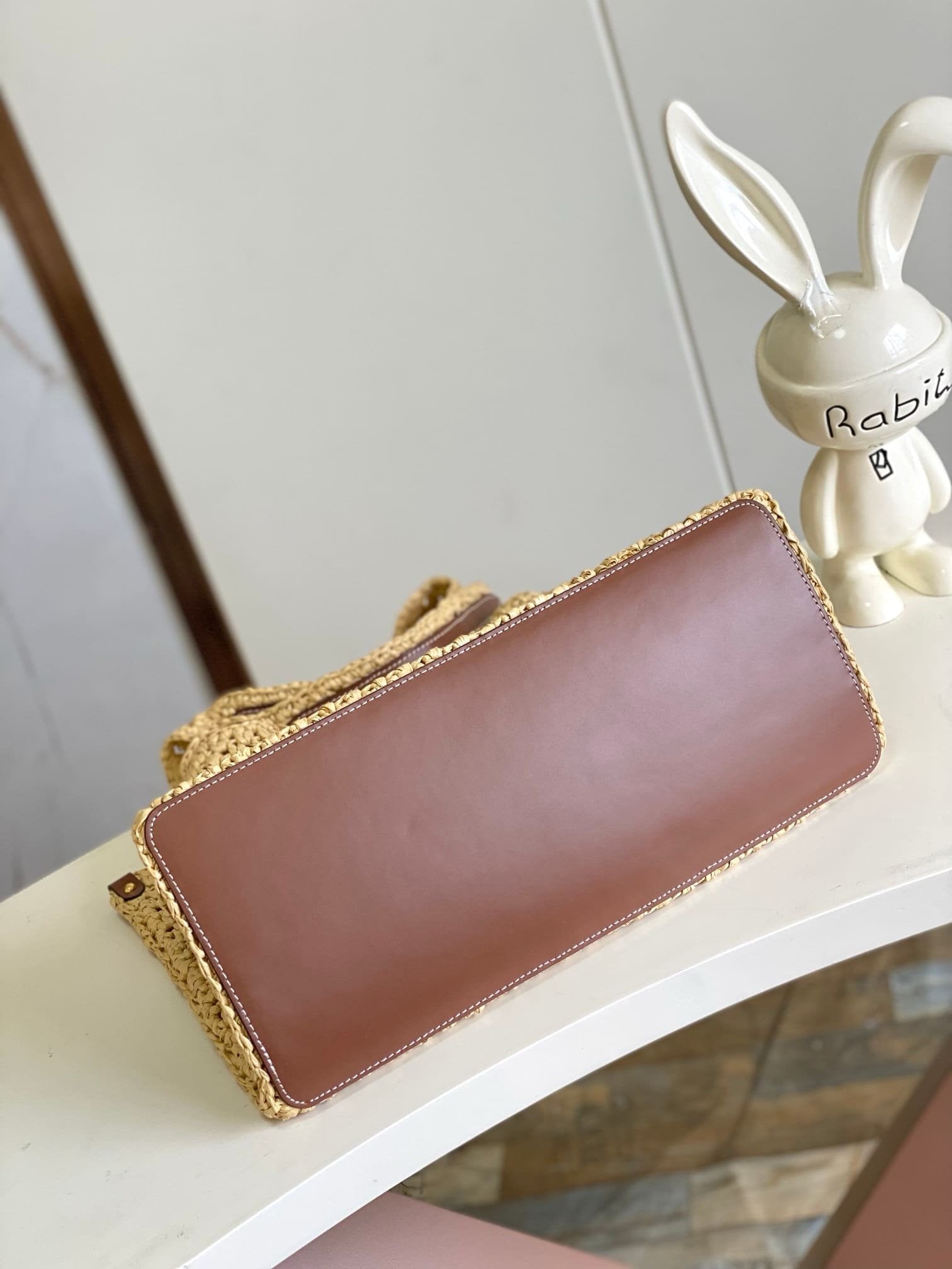 Louis Vuitton M24723 OnTheGo MM