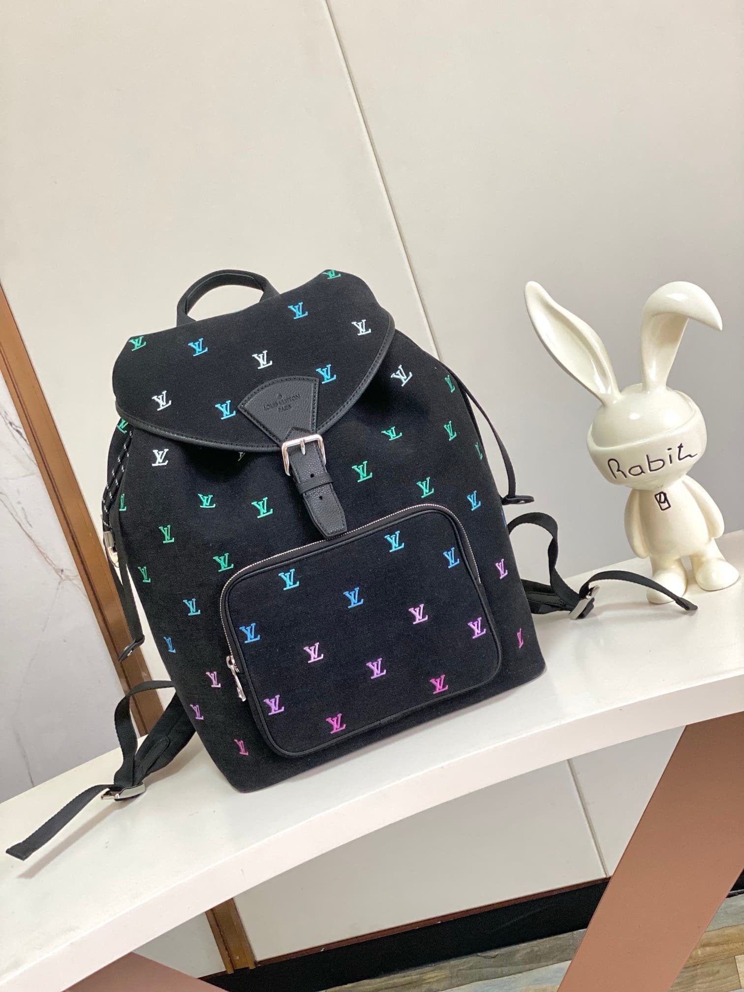 Louis Vuitton M14135 Montsouris Backpack