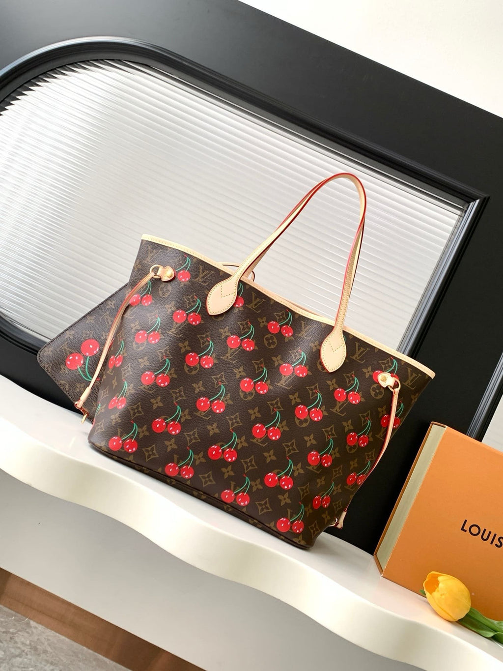Louis Vuitton M13263 LV x TM Neverfull MM