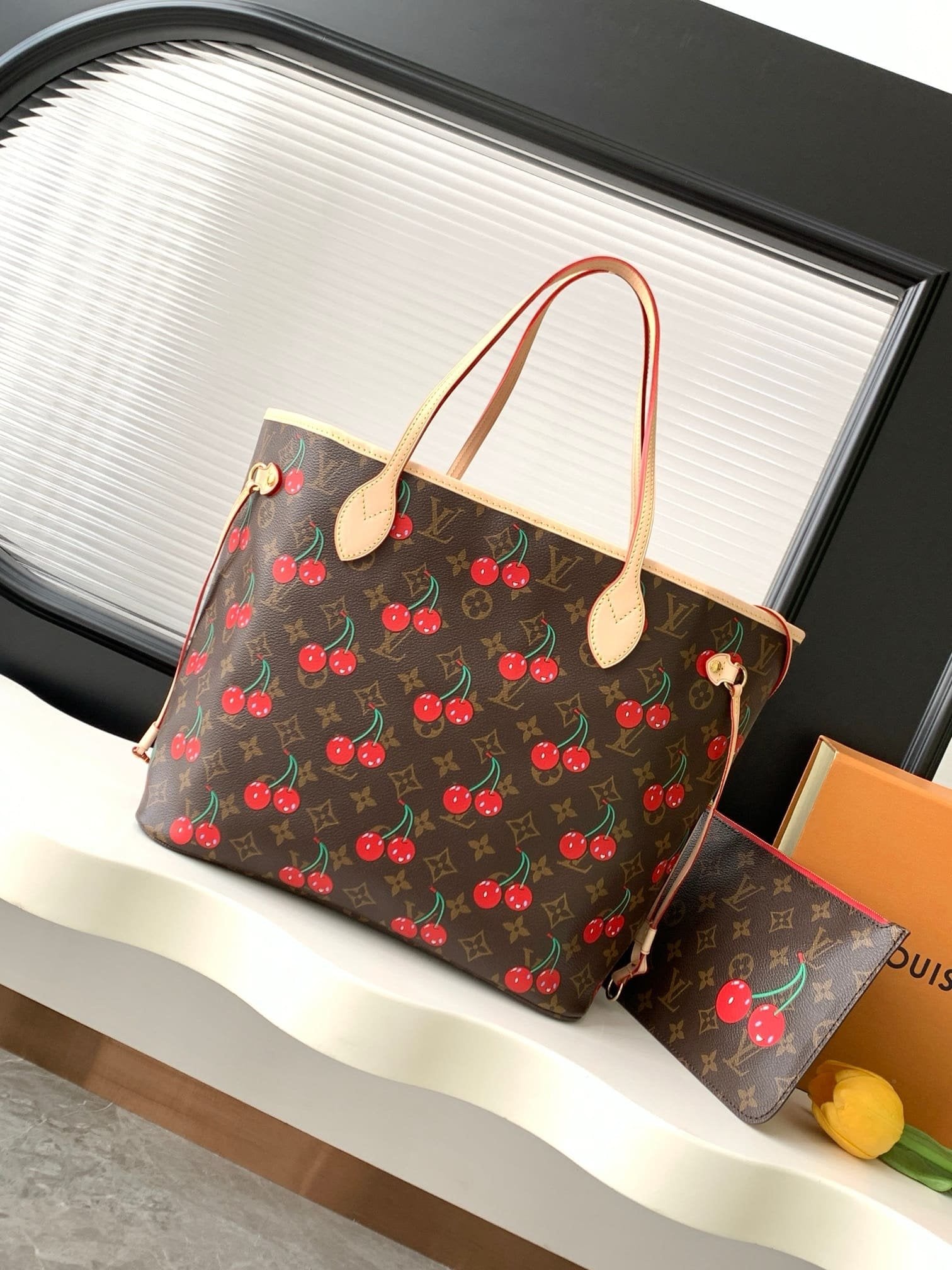 Louis Vuitton M13263 LV x TM Neverfull MM