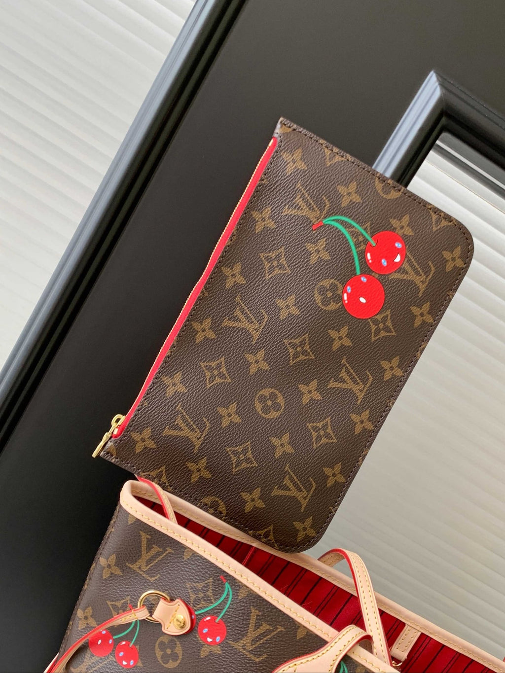 Louis Vuitton M13263 LV x TM Neverfull MM