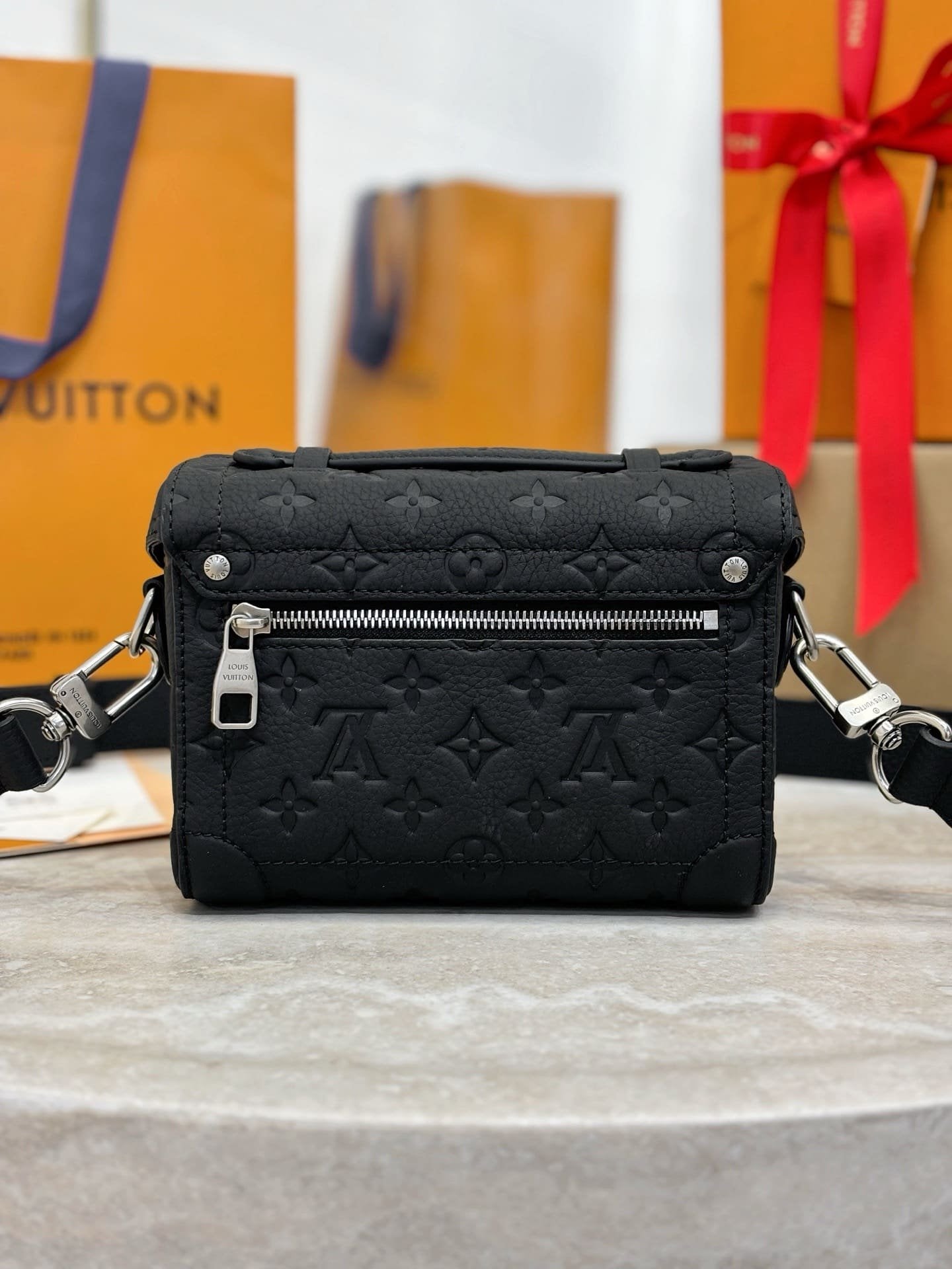 Louis Vuitton M13871 Soul Trunk