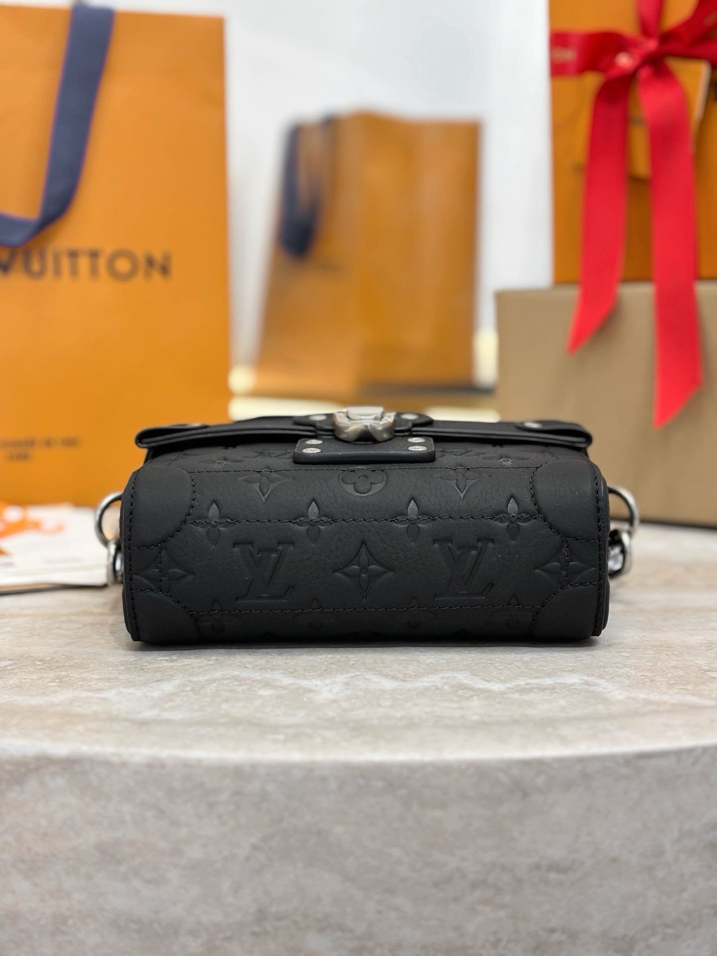 Louis Vuitton M13871 Soul Trunk