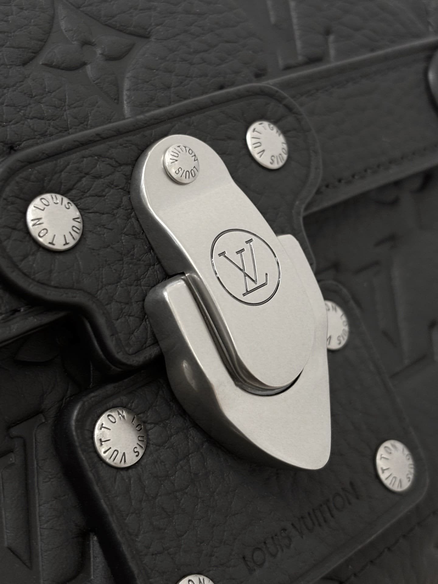 Louis Vuitton M13871 Soul Trunk