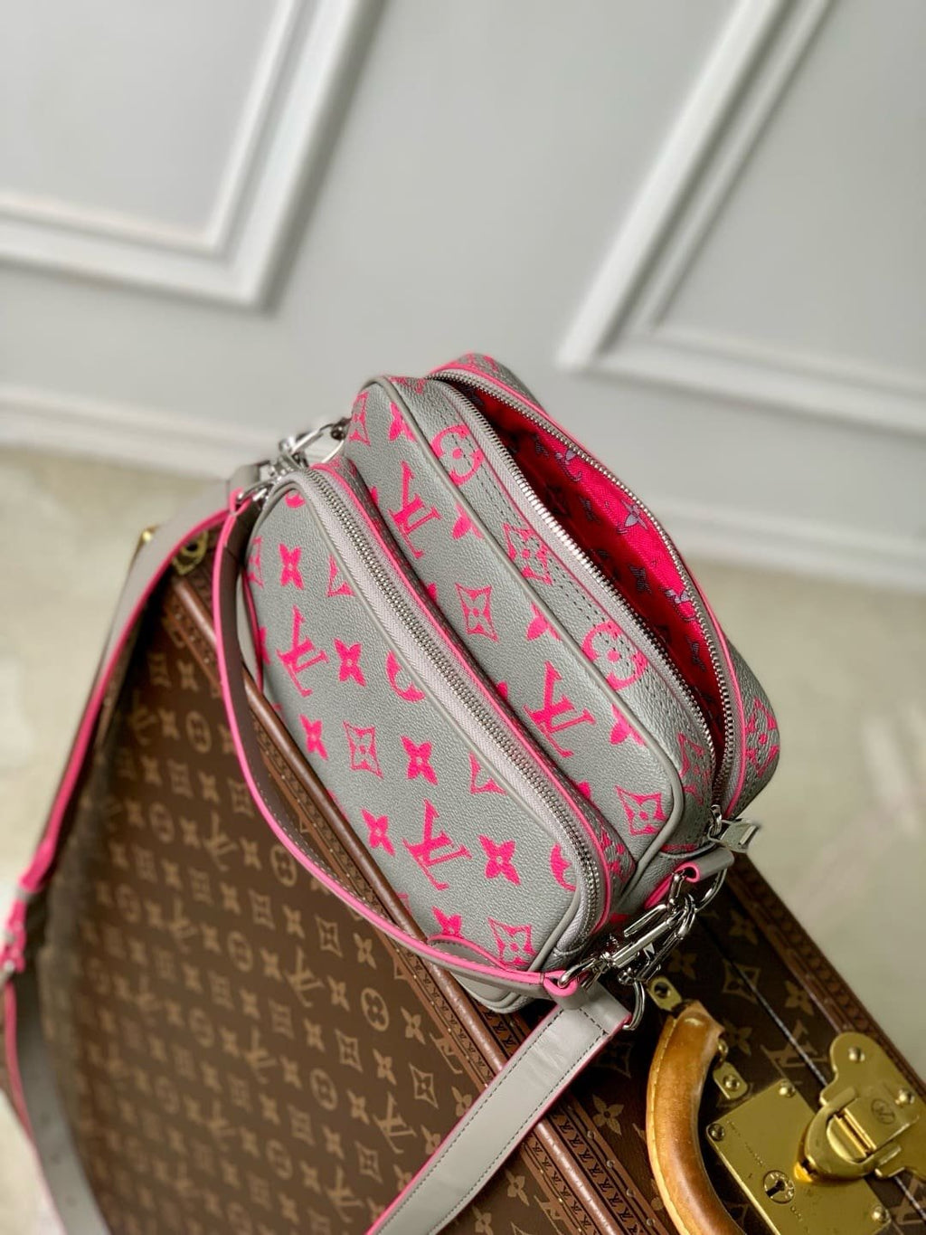 Louis Vuitton M15024 Nil