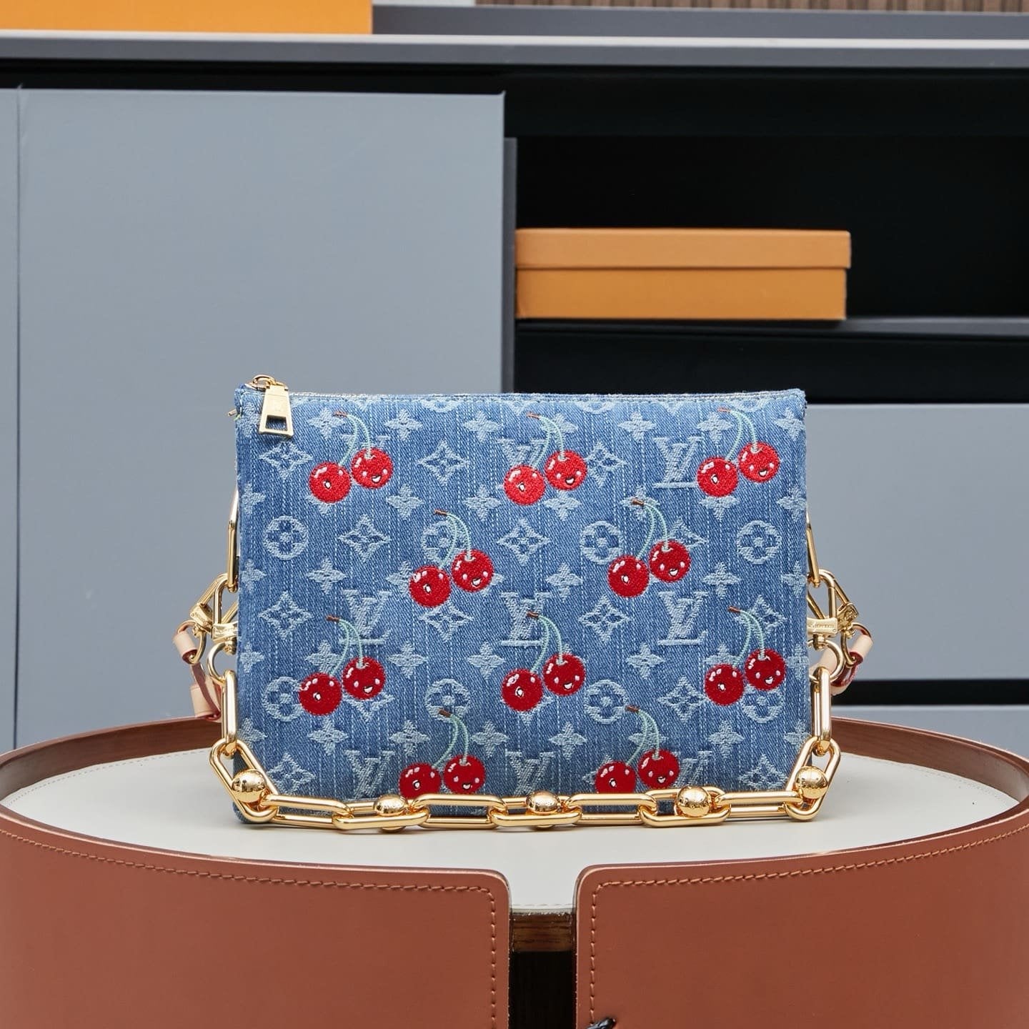 Louis Vuitton M14978 LV x TM Coussin PM