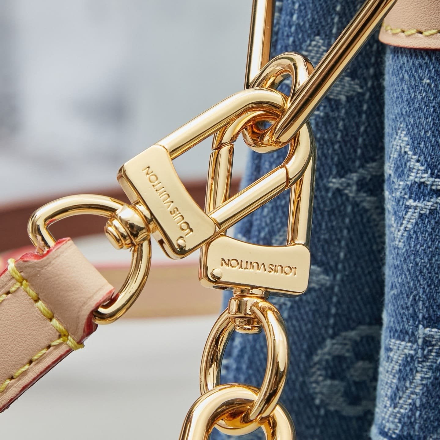 Louis Vuitton M14978 LV x TM Coussin PM