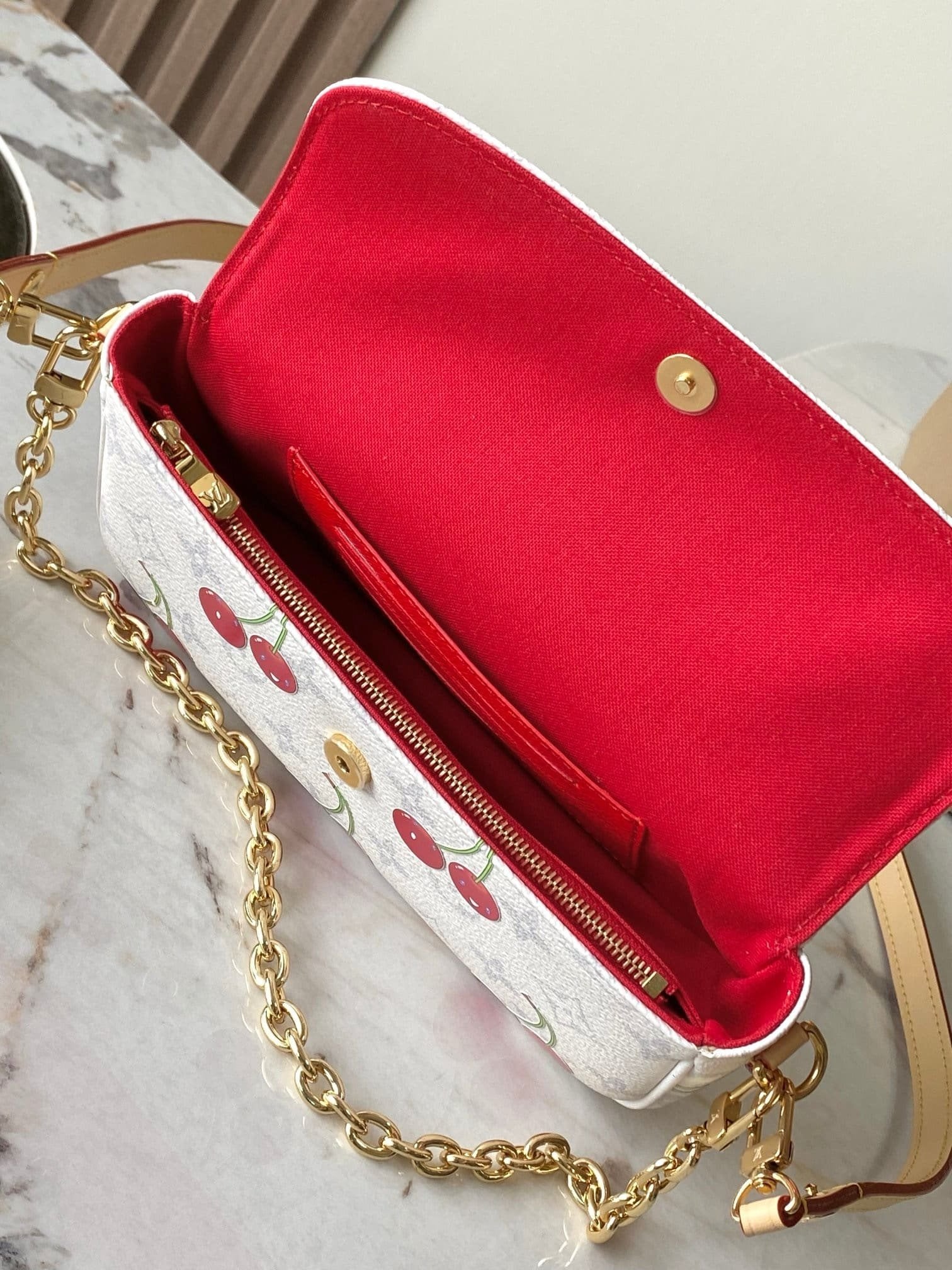 Louis Vuitton M14239 LV x TM Wallet On Chain Ivy