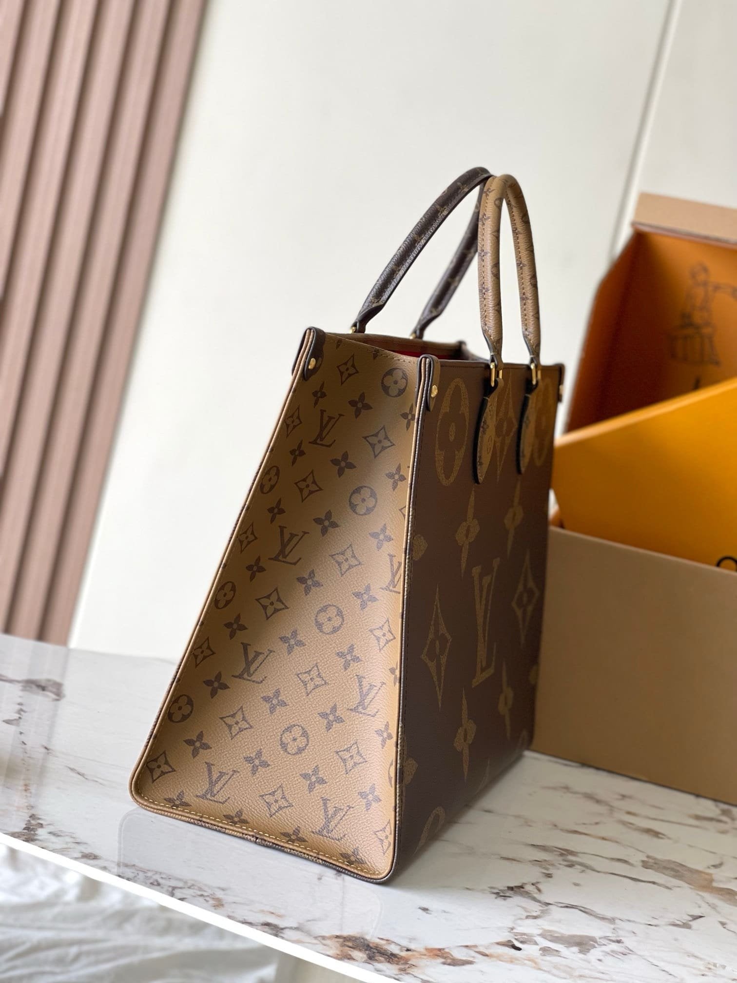 Louis Vuitton ONTHEGO GM M45320