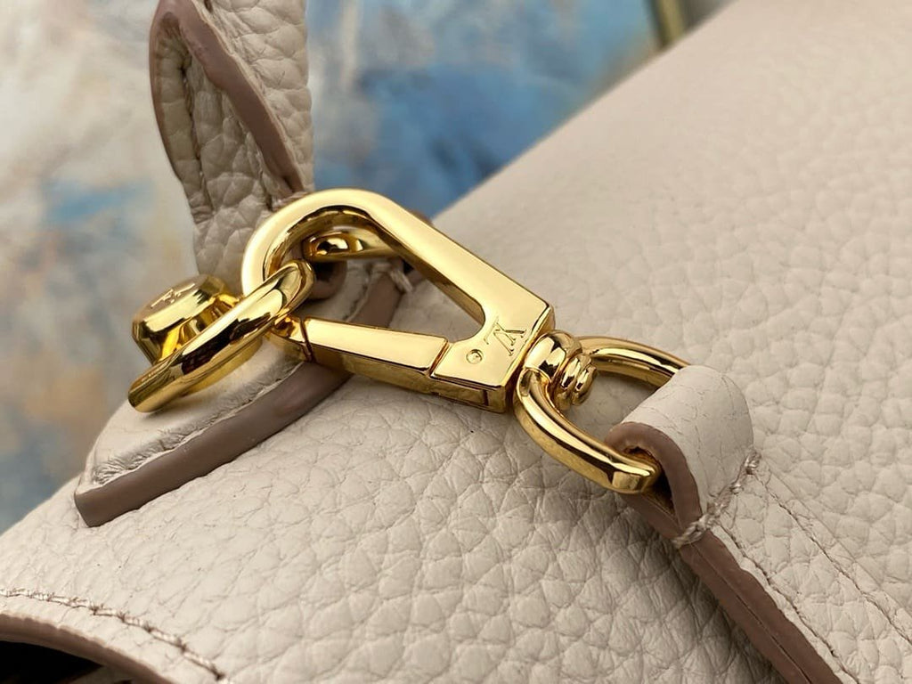 Louis Vuitton M57214 Twist One Handle PM