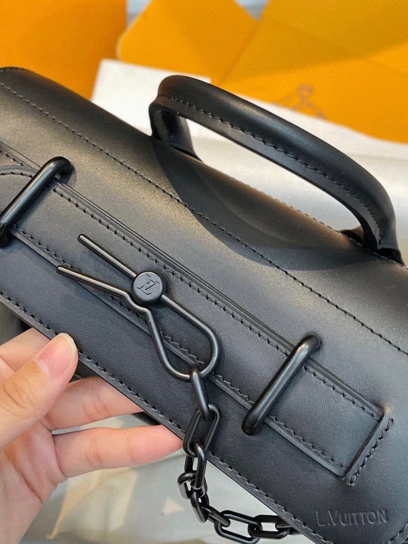 Louis Vuitton M46953 Steamer PM
