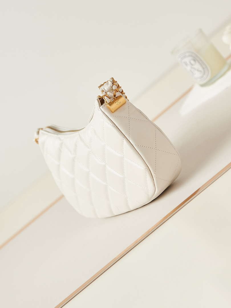 Chanel AS4422 23K Hobo Bag Lambskin Gold Metal White
