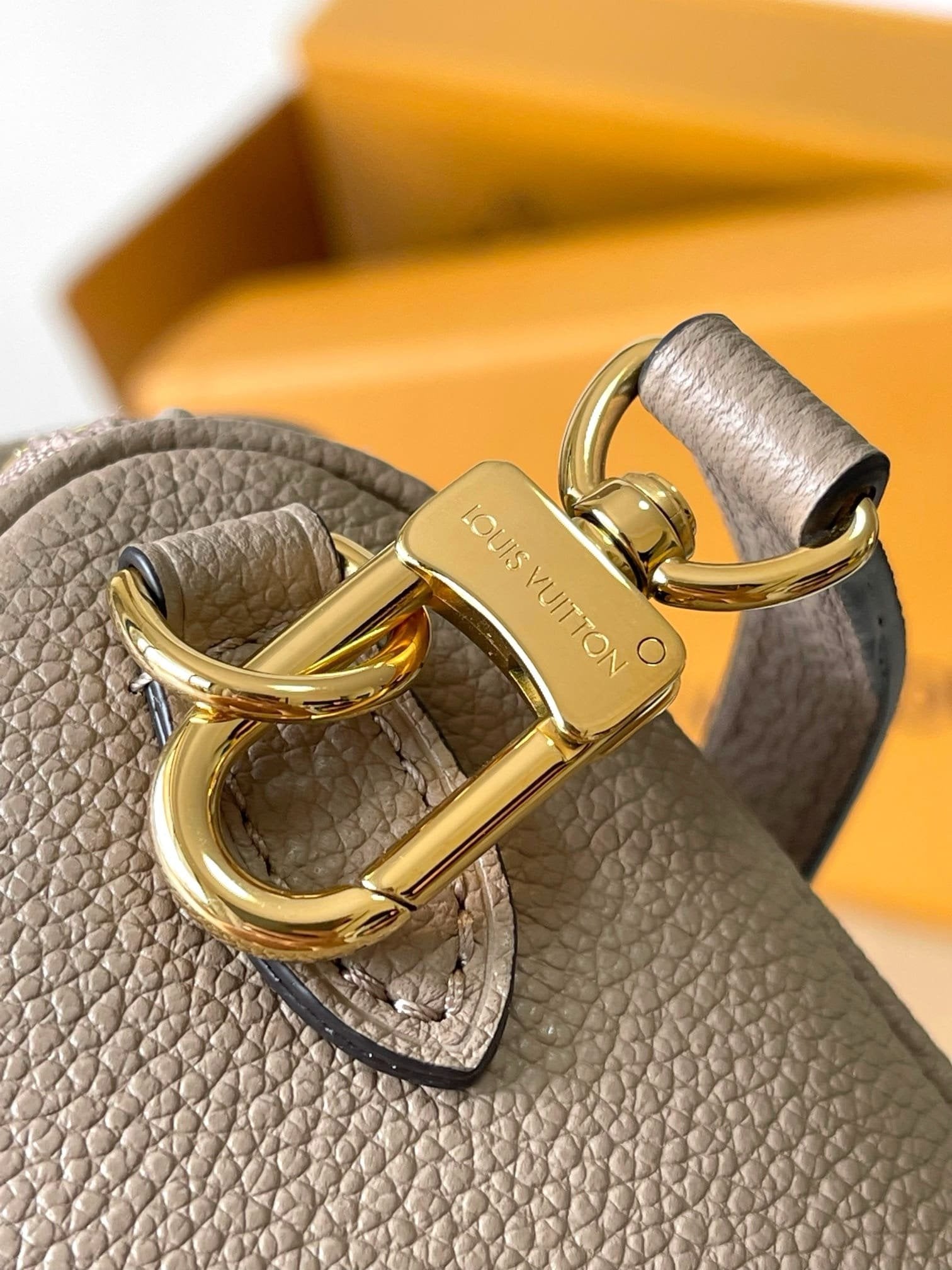 Louis Vuitton M82890 Nano Speedy
