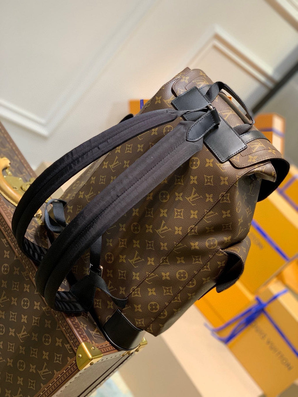 Louis Vuitton M43735 Christopher MM
