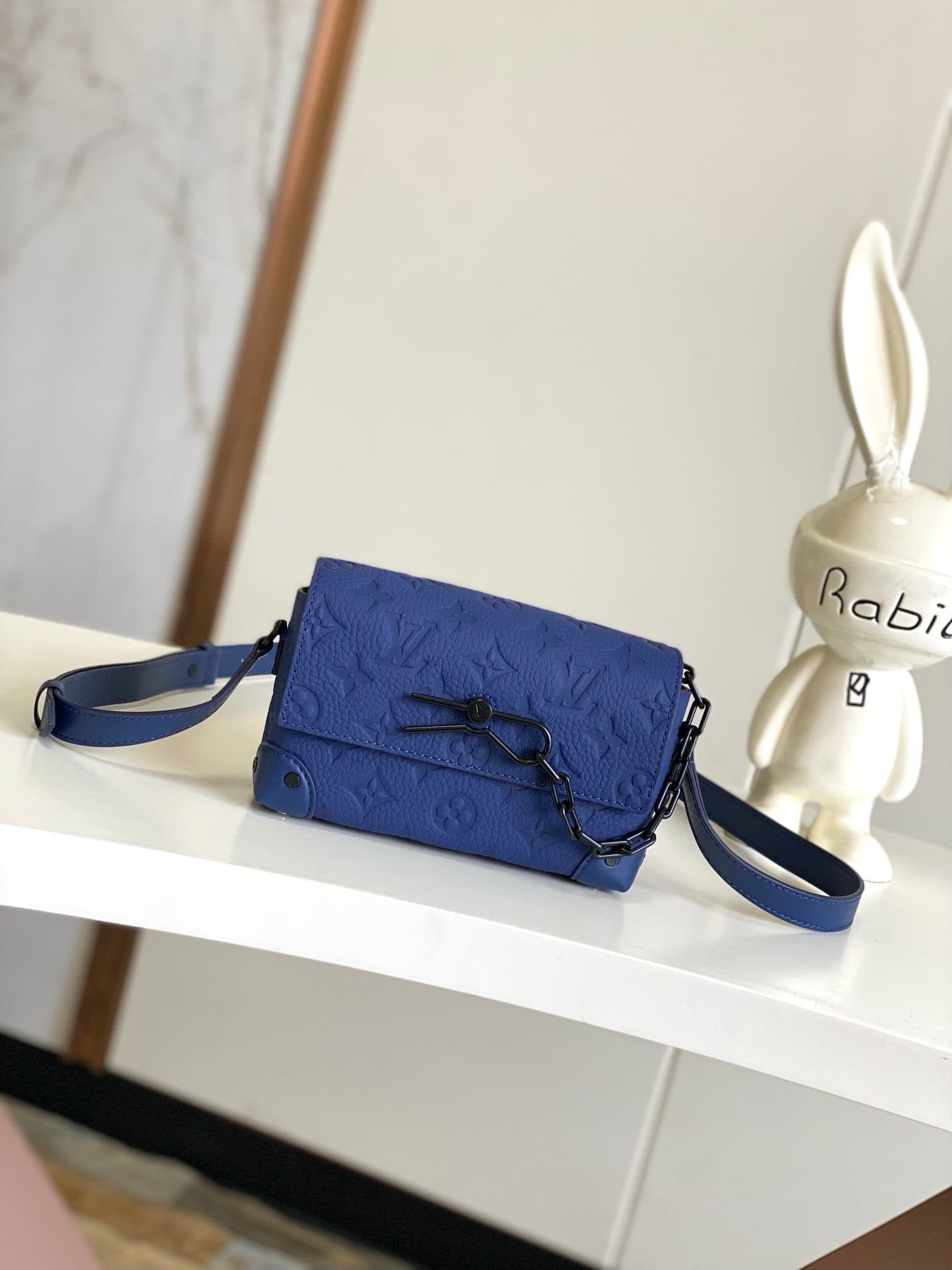 Louis Vuitton M11522 Steamer Wearable Geldbörse