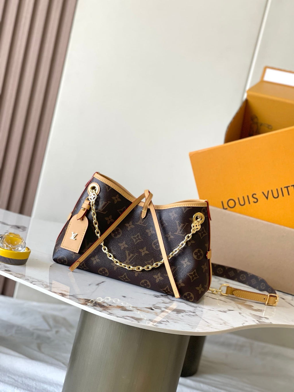 Louis Vuitton M13014 CARRYALL BB Gloves