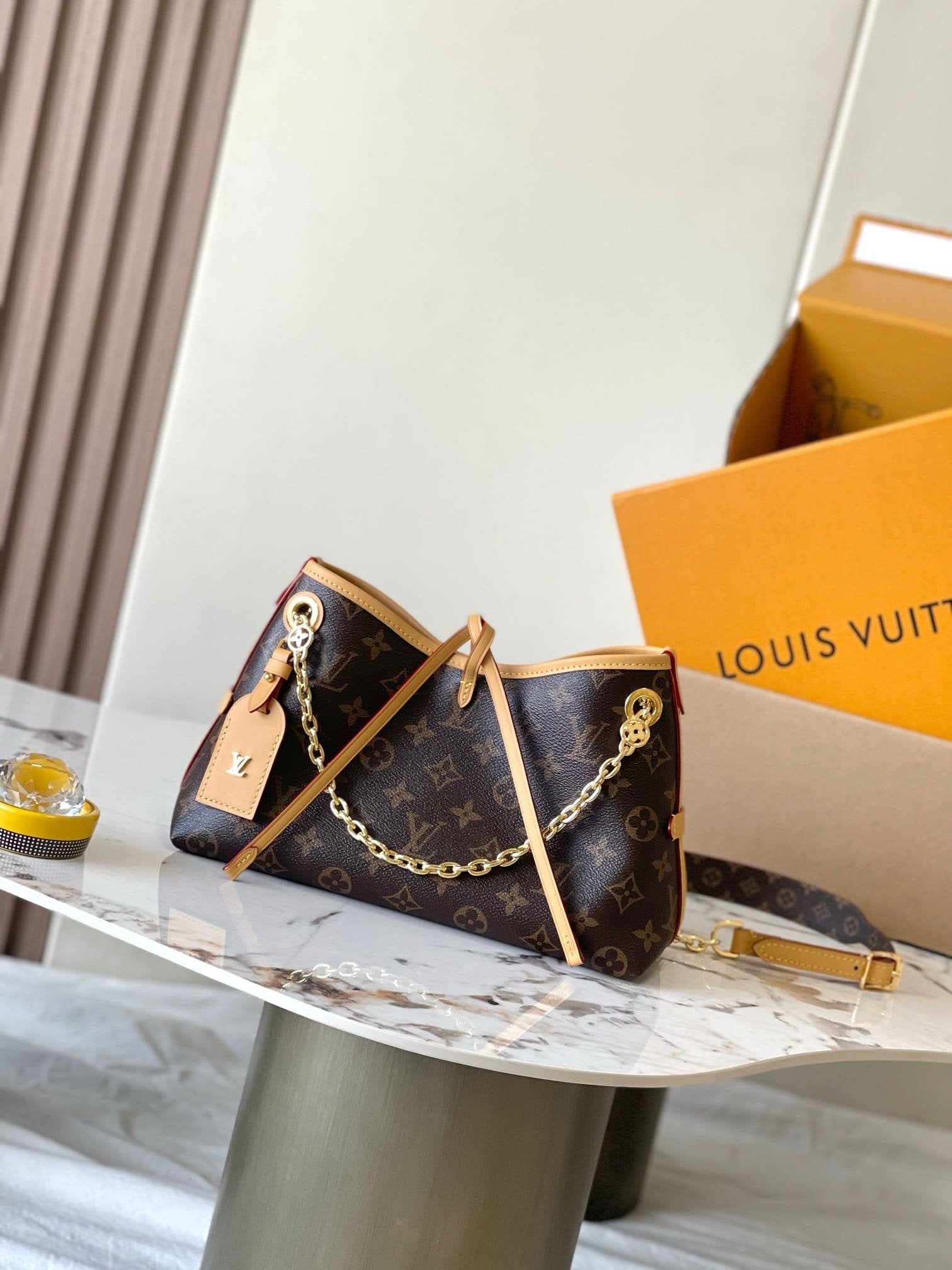 Louis Vuitton M13014 CARRYALL BB Gloves