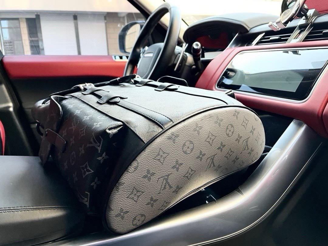 Louis Vuitton M45419 Christopher MM