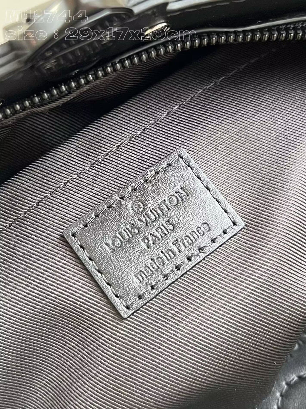 Louis Vuitton M11744 Soul Trunk East West