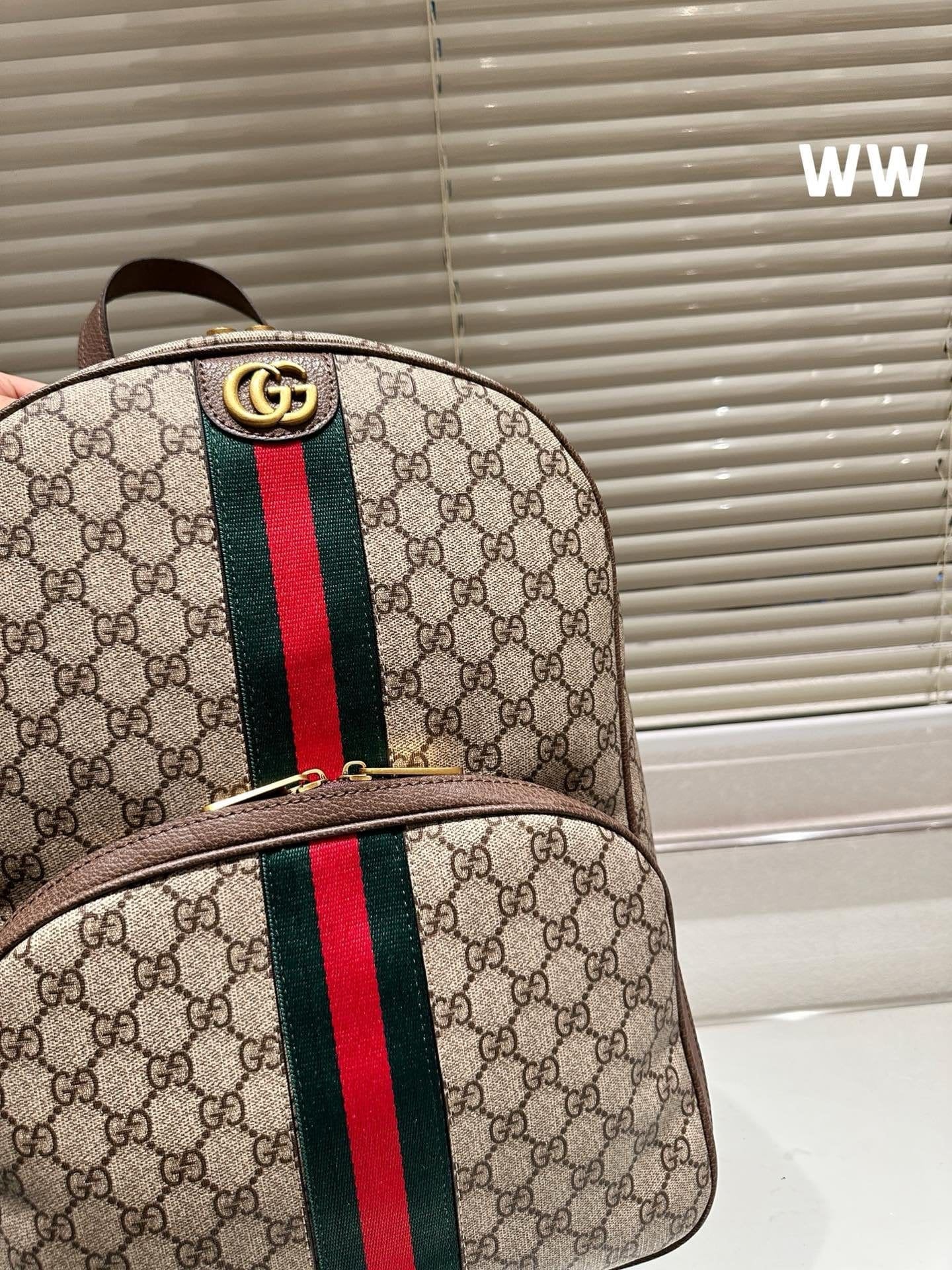 GUCCI OPHIDIA GG BACKPACK