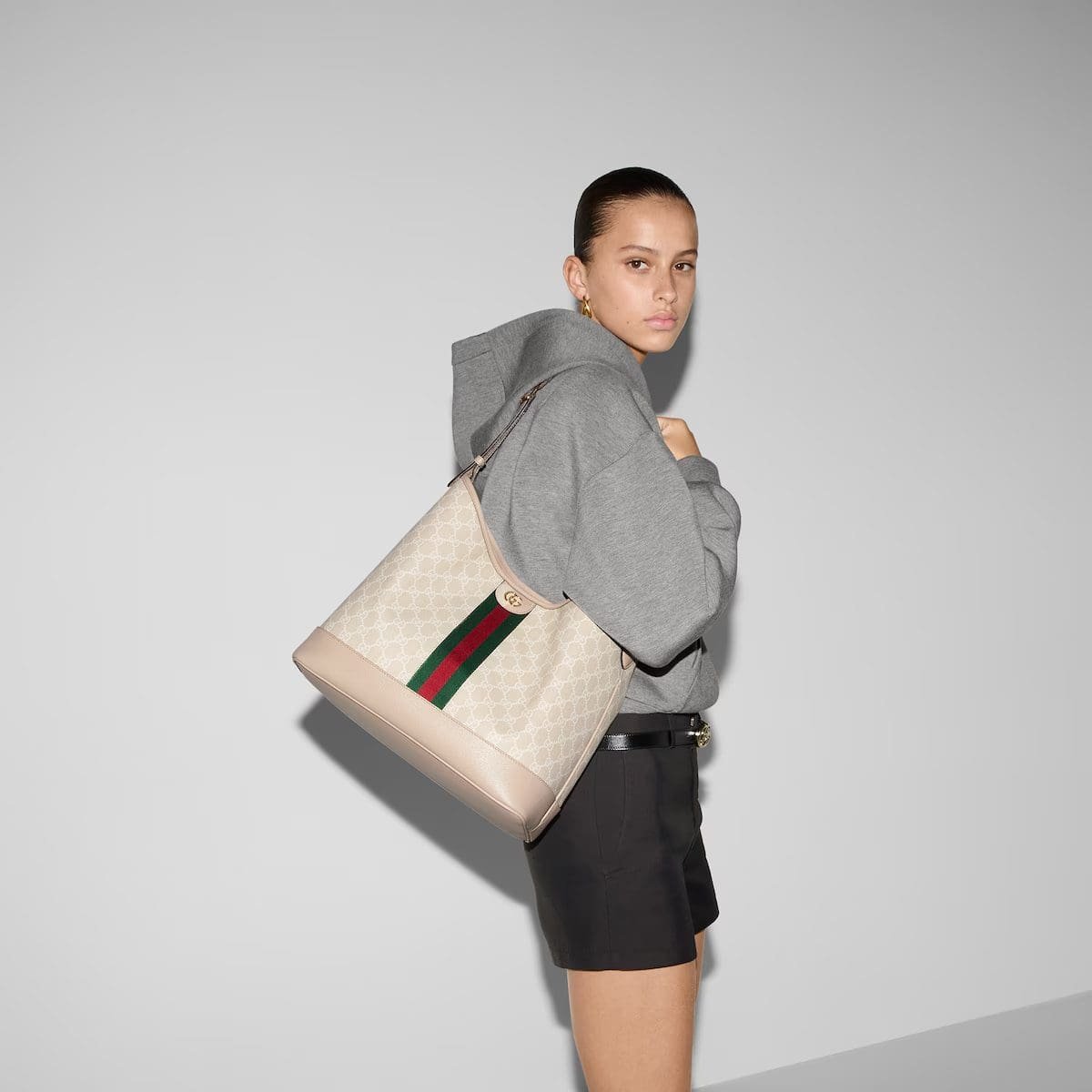 GUCCI OPHIDIA GG MEDIUM SHOULDER BAG