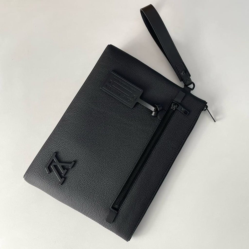 Louis Vuitton M69837 TAKEOFF Clutch