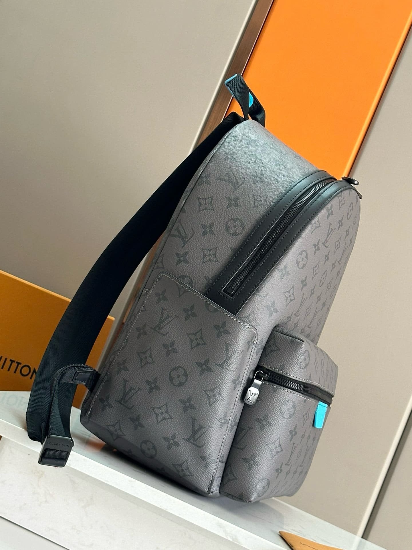 Louis Vuitton M11641 Discovery Backpack PM