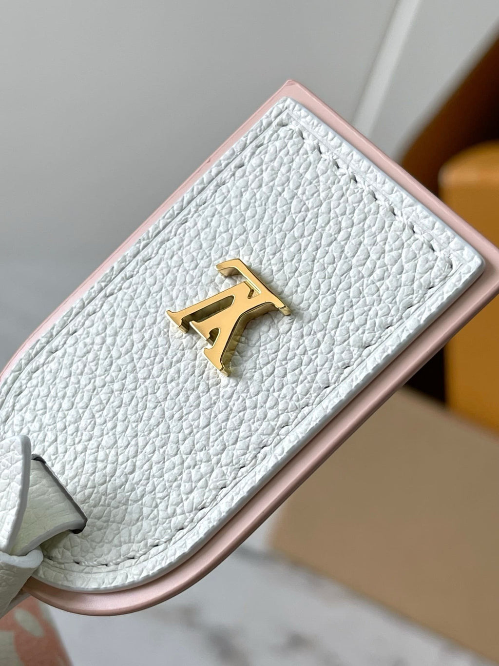 Louis Vuitton M24141 CarryAll PM
