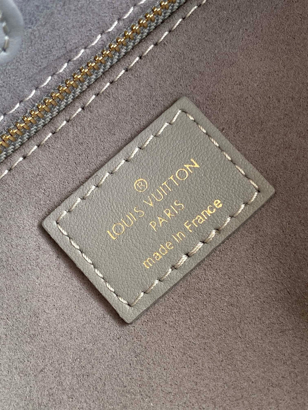 Louis Vuitton M12465 OnTheGo PM