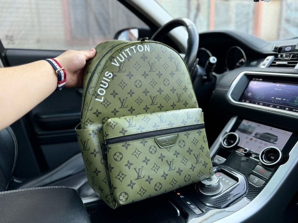 Louis Vuitton Discovery Backpack PM M46802