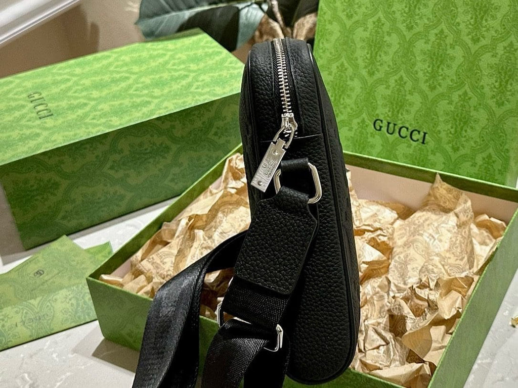 Gucci men’s shoulder crossbody bag