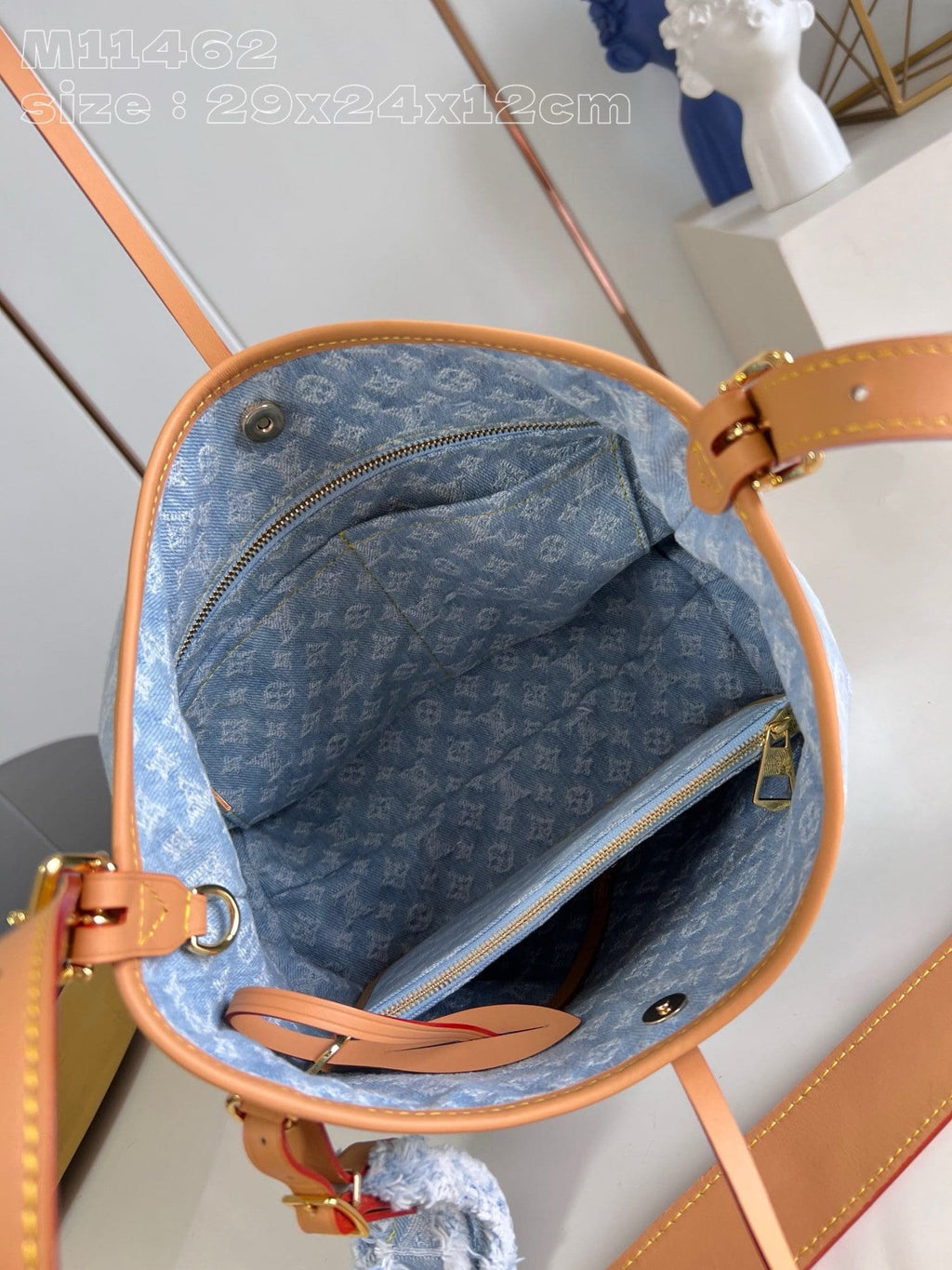 Louis Vuitton M11462 CarryAll PM
