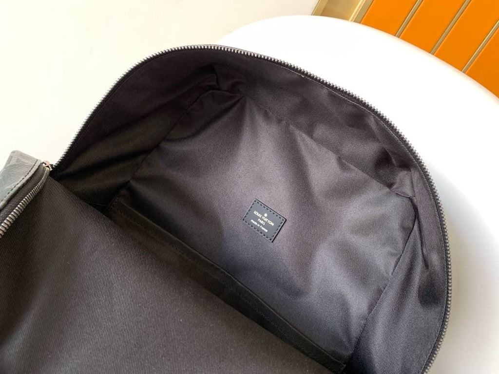 Louis Vuitton M43186 Discovery Backpack