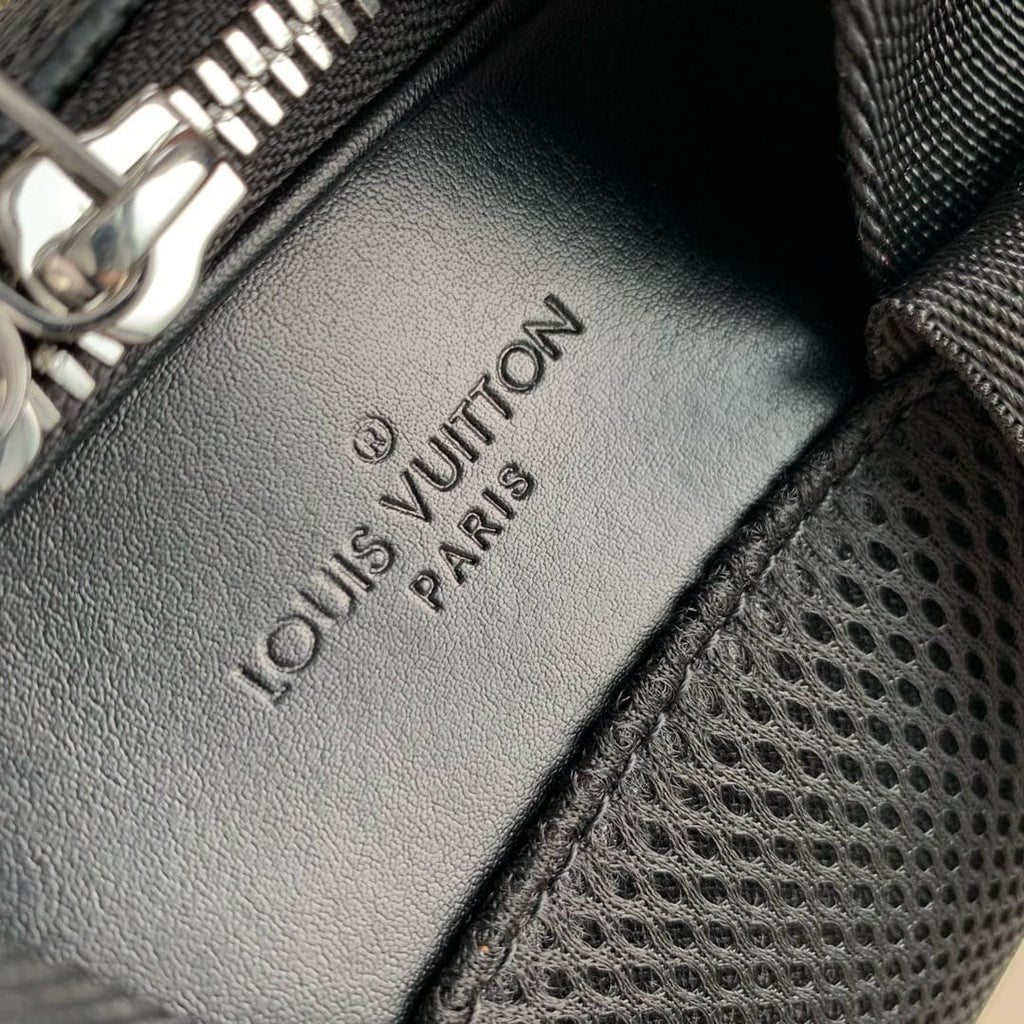 Louis Vuitton Michael N58024