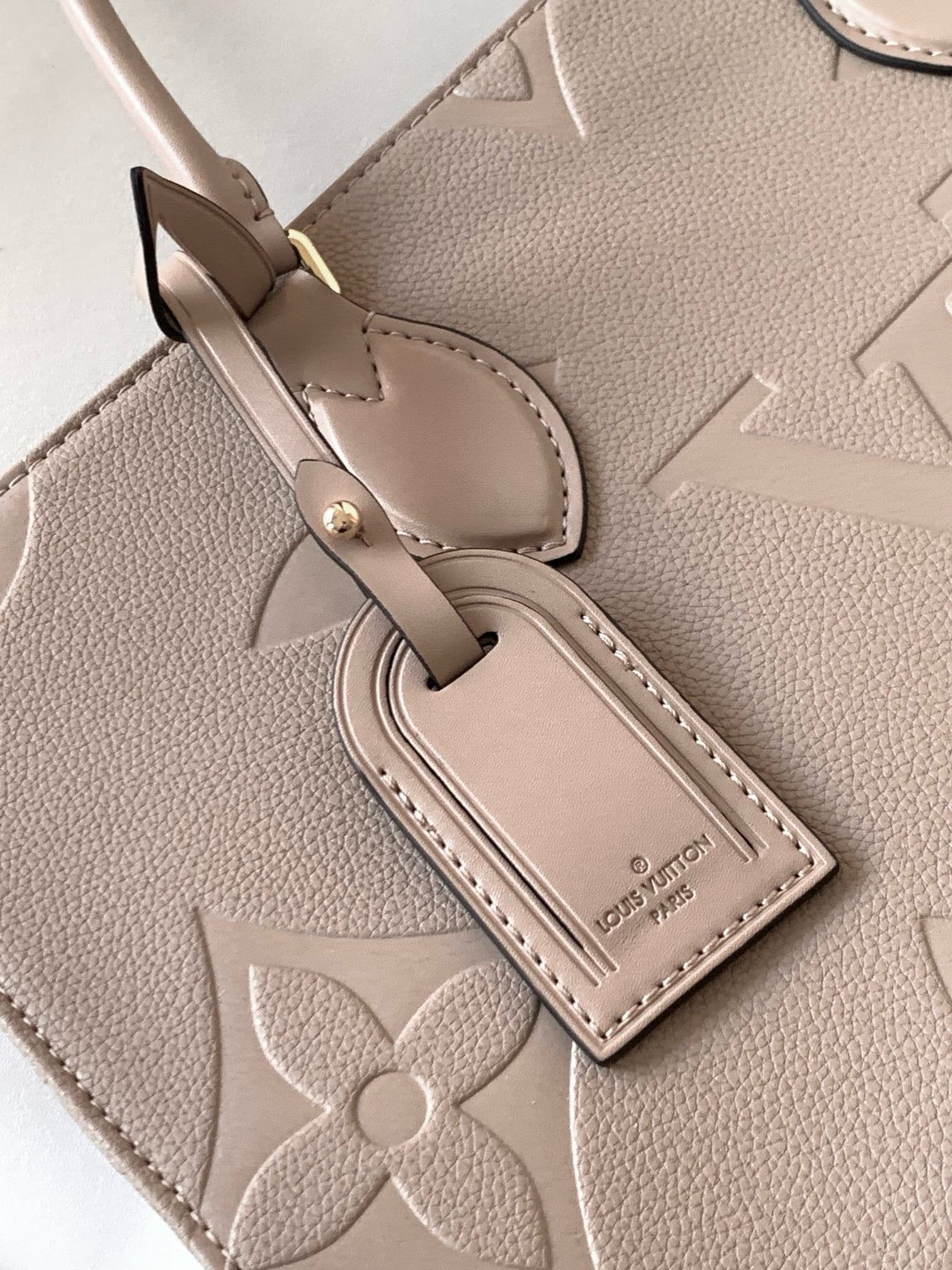 Louis Vuitton M45607 Onthego MM
