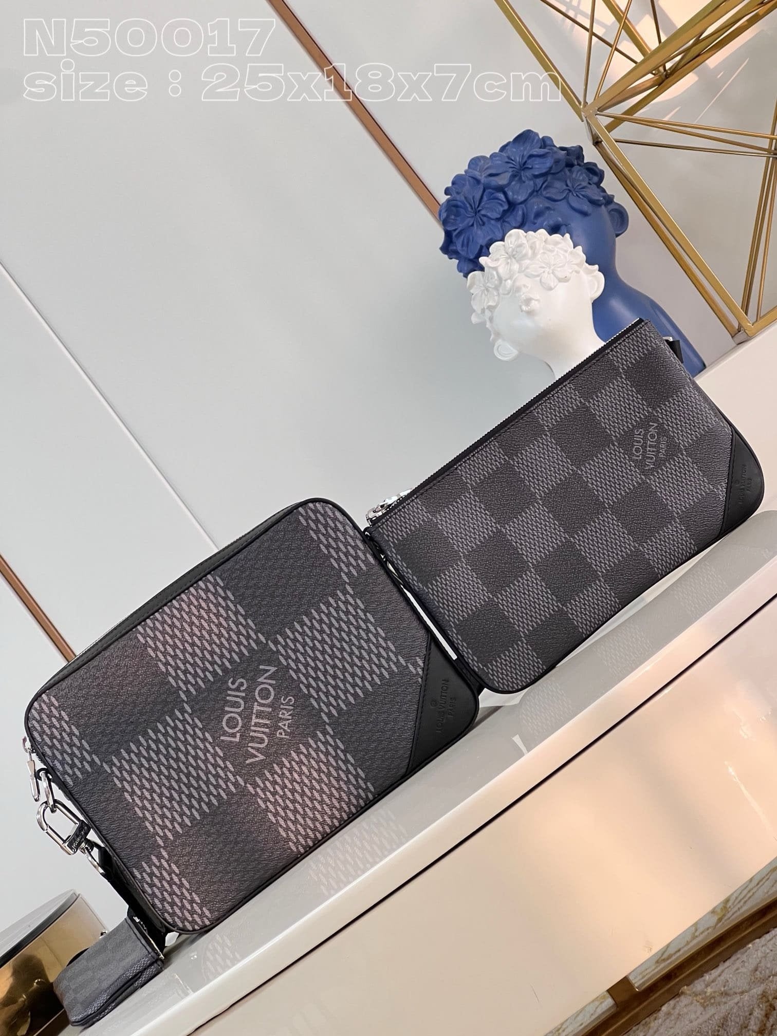 Louis Vuitton Trio Messenger N50017