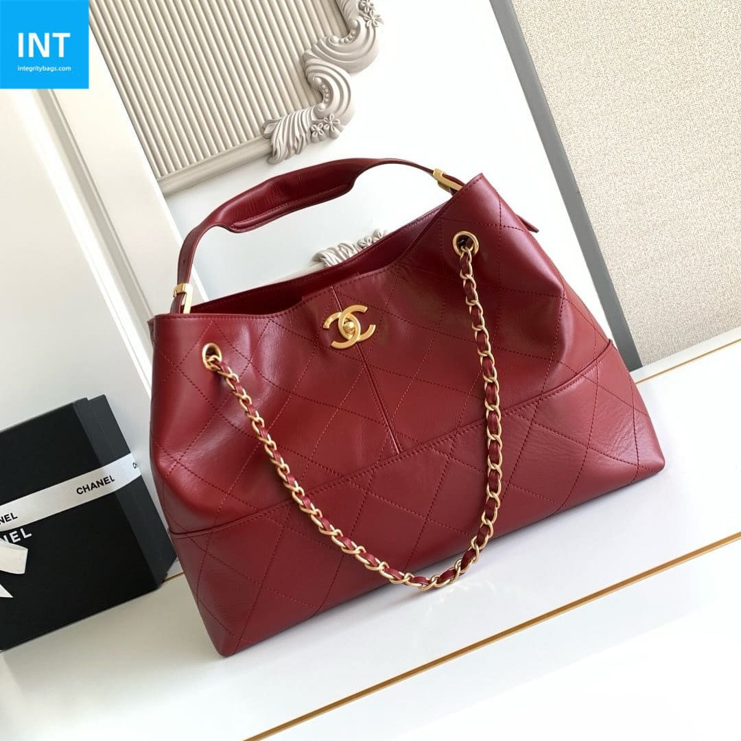 Chanel 25 Shopping Bag