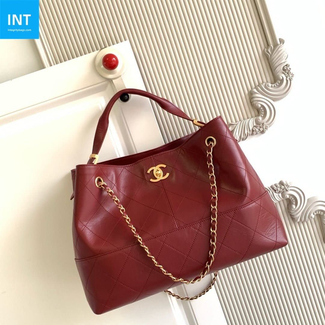 Chanel 25 Shopping Bag