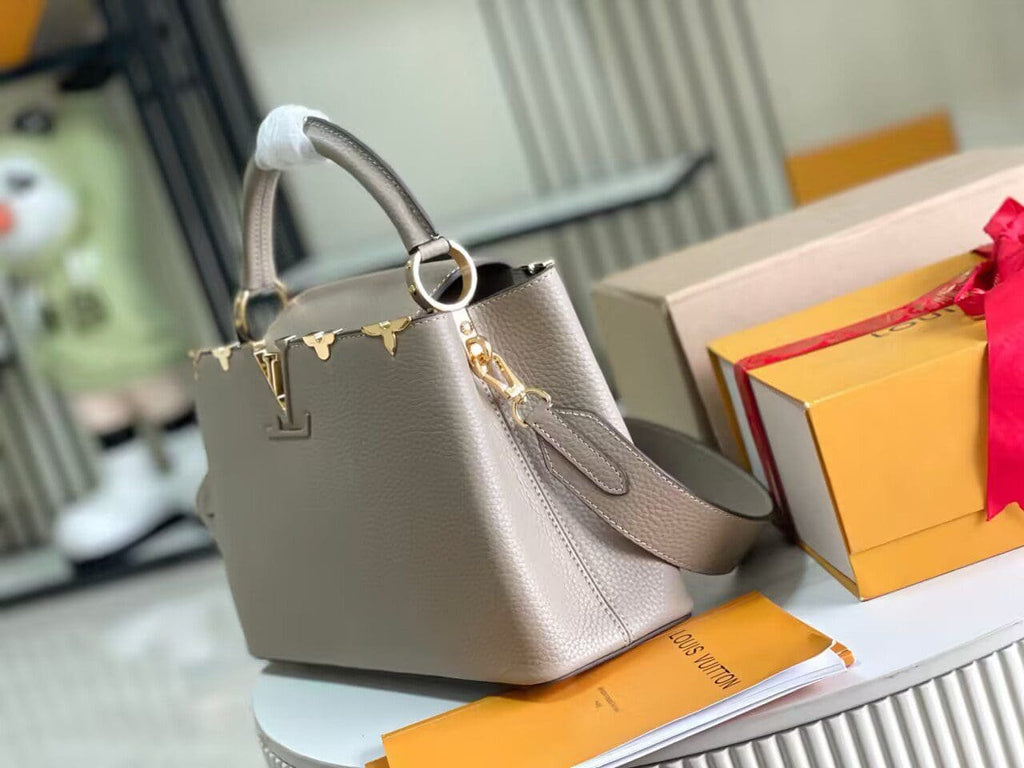 Louis Vuitton M24567 Capucines Mini