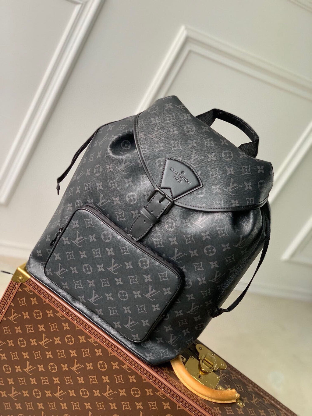 Louis Vuitton M46683 Montsouris Backpack